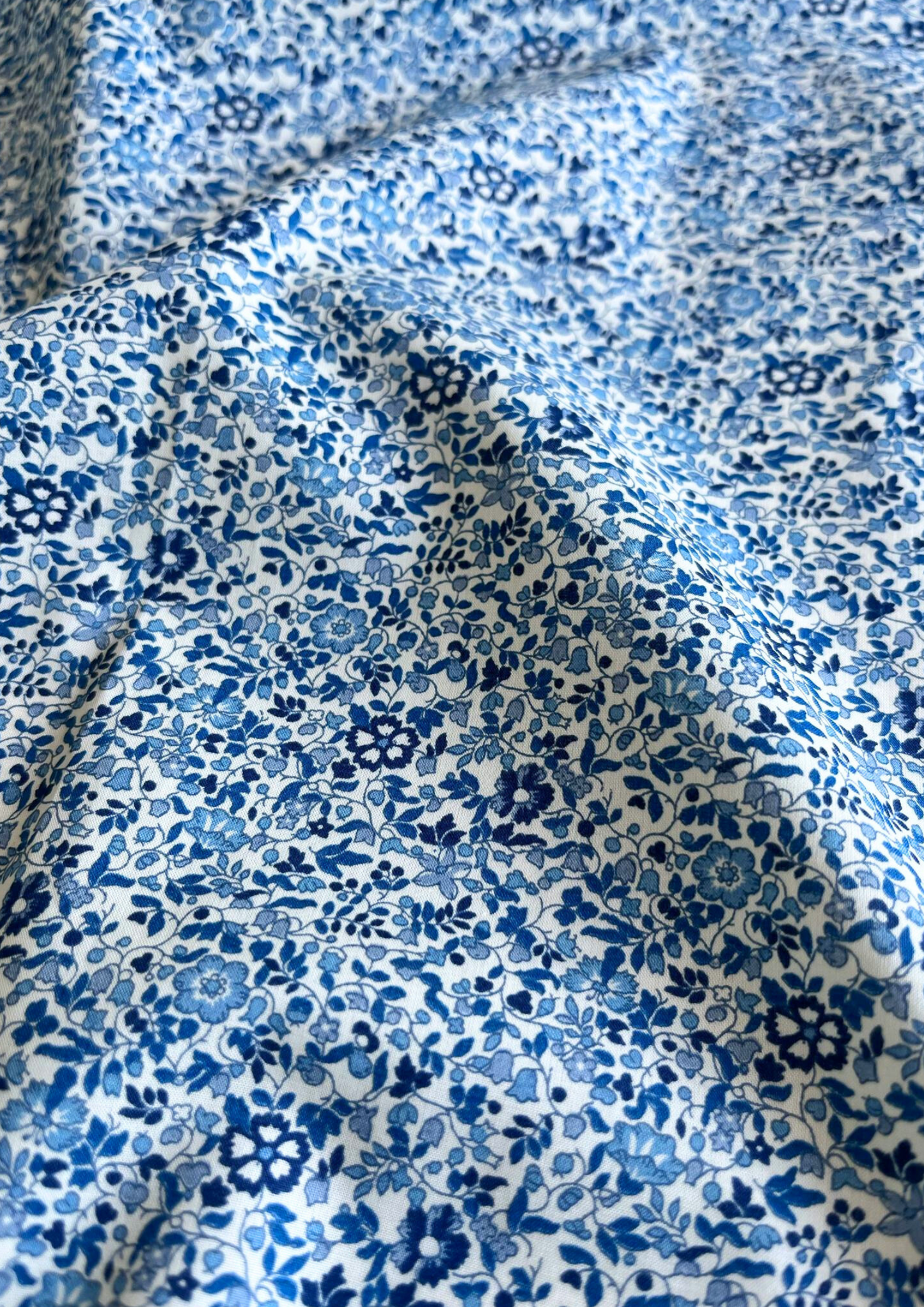 Frida bukser(valgfrit Liberty Tana Lawn print)