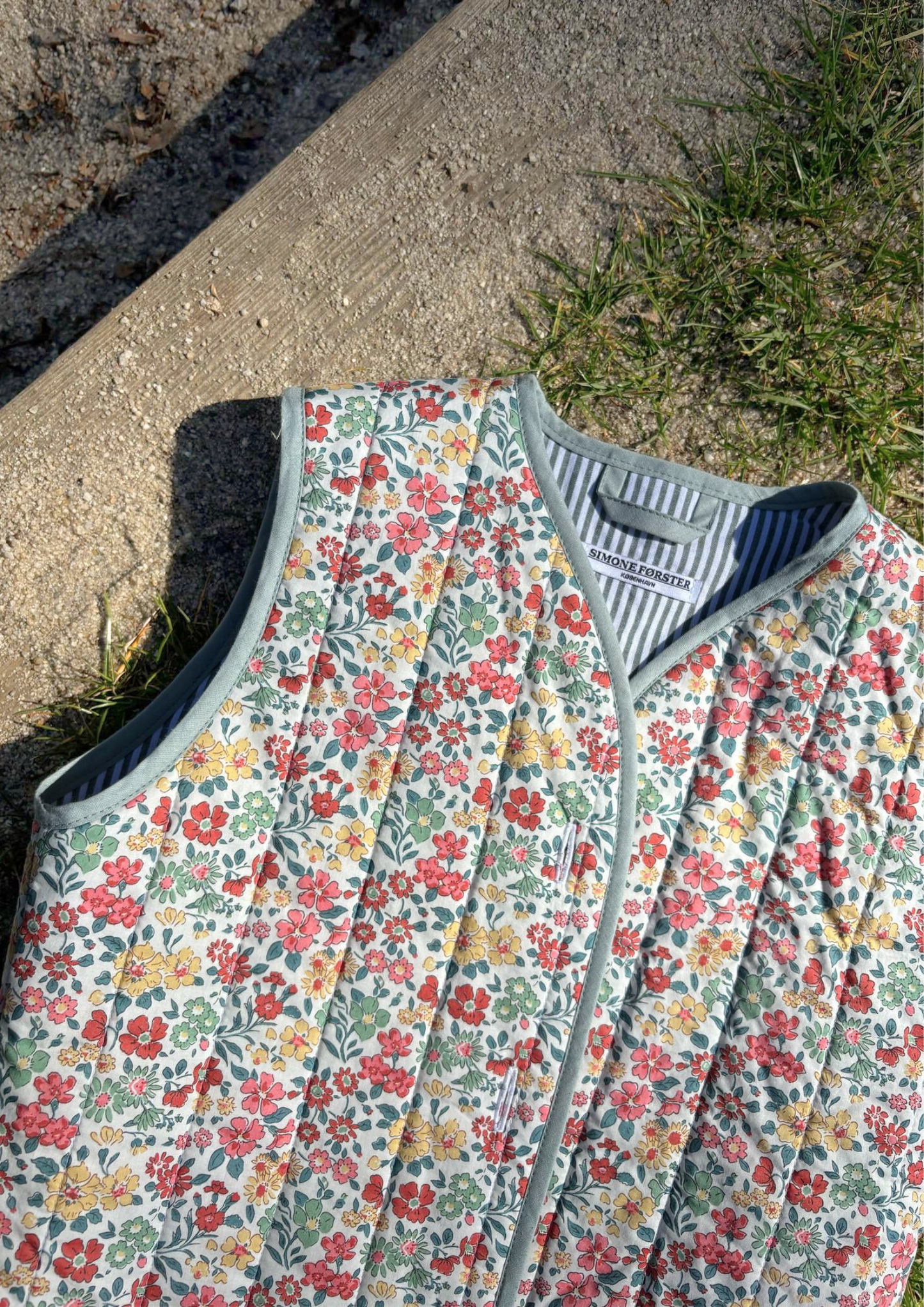 Augusta vest
