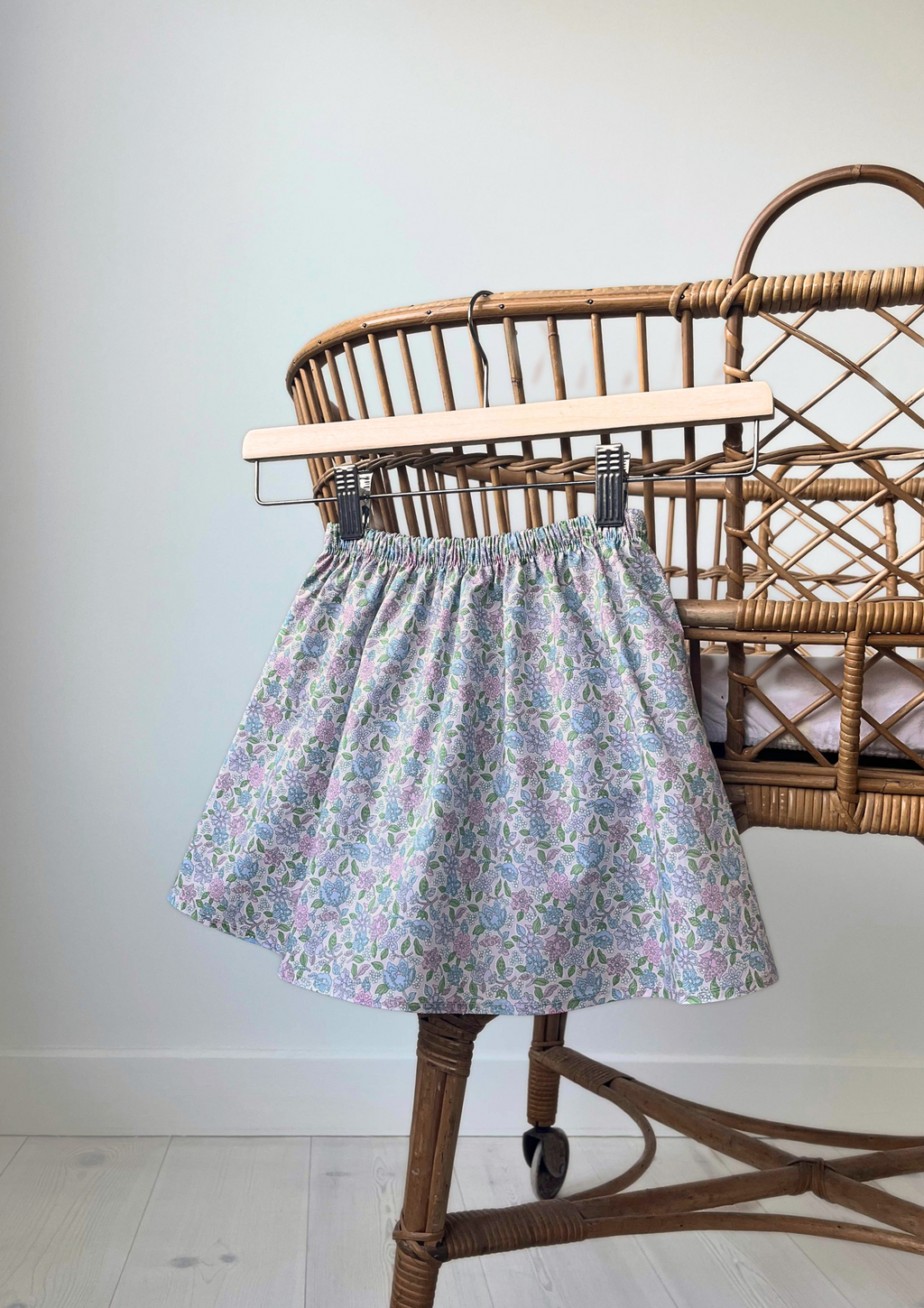 Augusta nederdel(valgfrit Liberty Tana Lawn print)