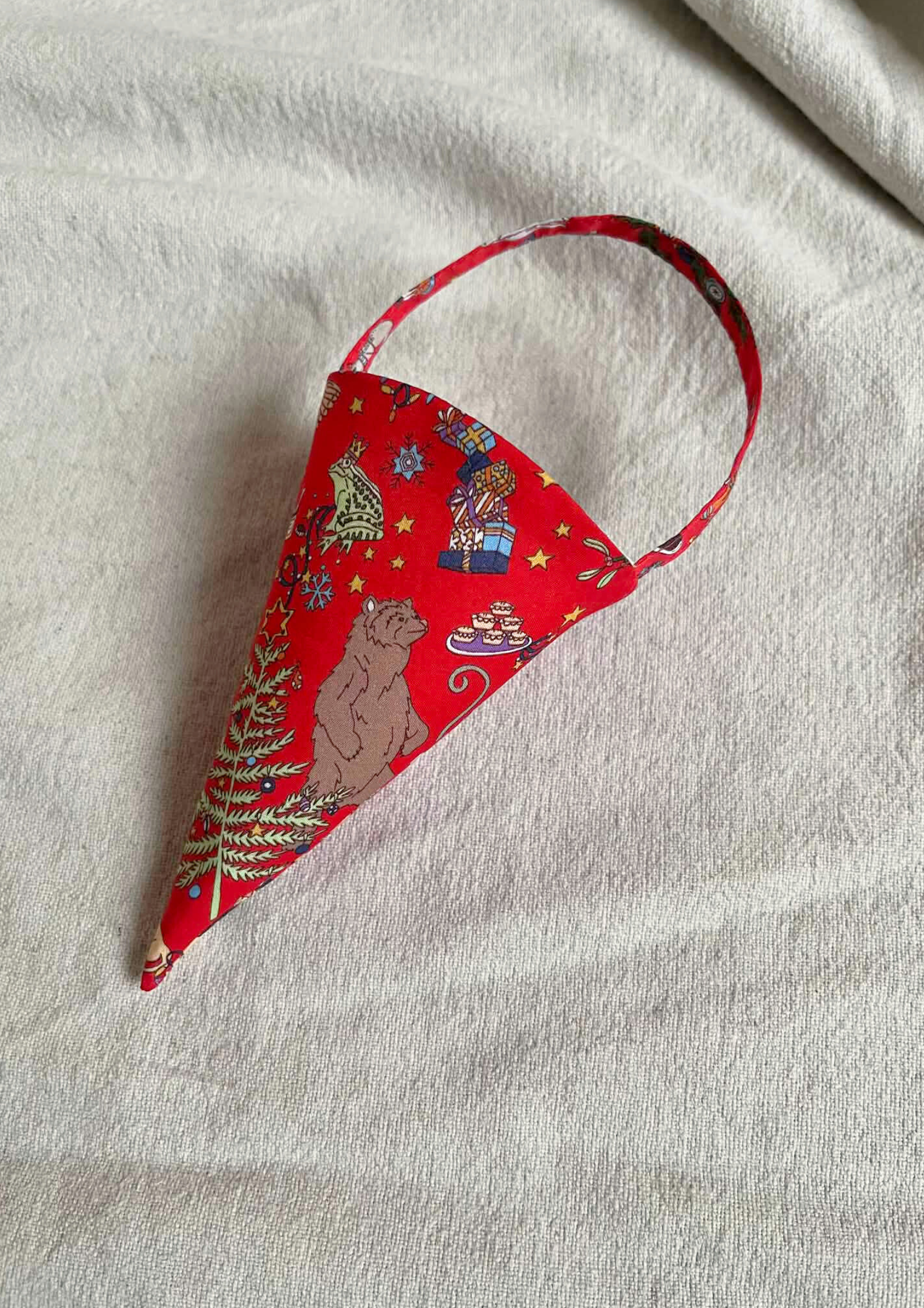 Kræmmerhus - Liberty Animal Christmas rød