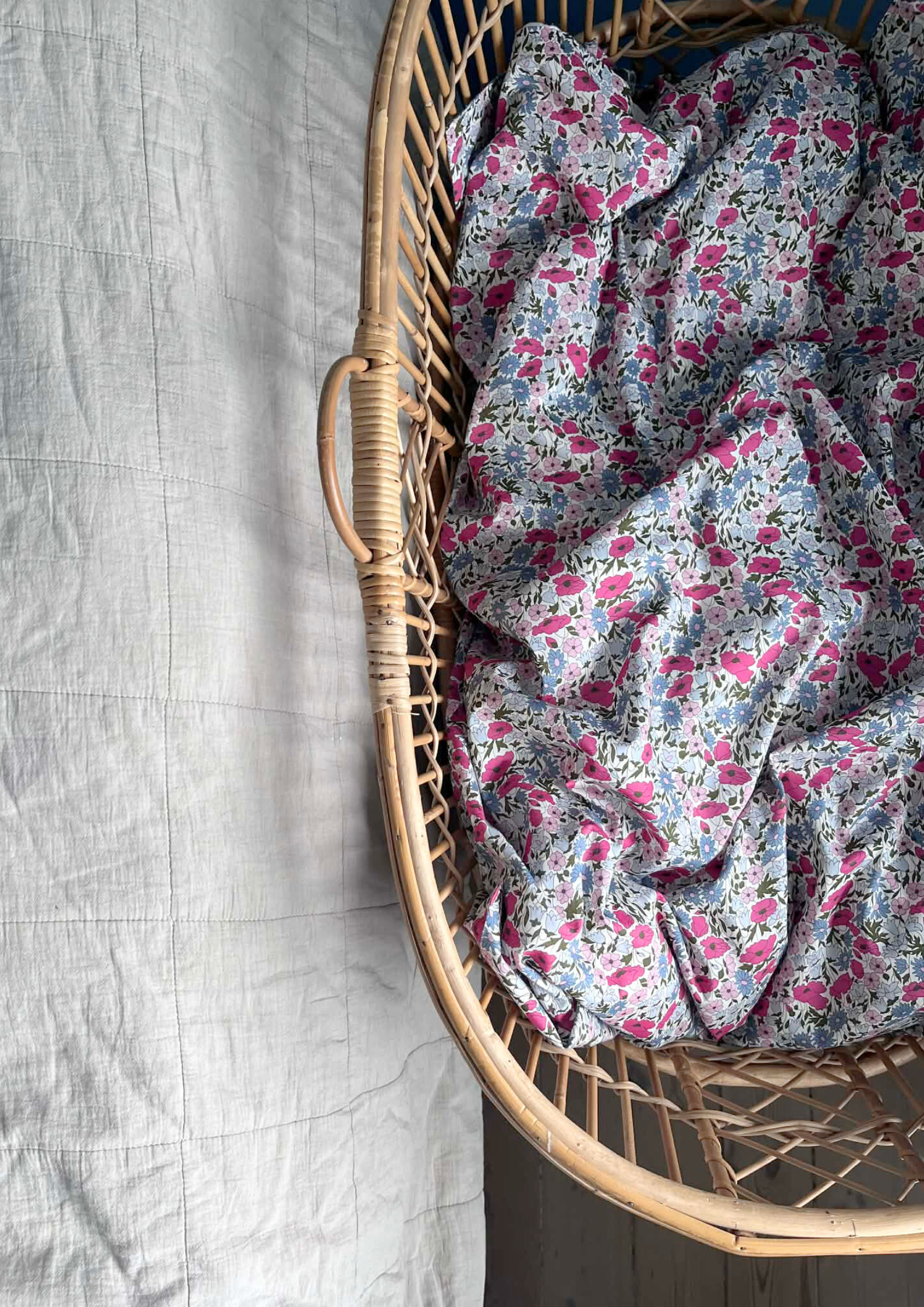 Babydynebetræk - Poppy and Daisy lyserød/blå